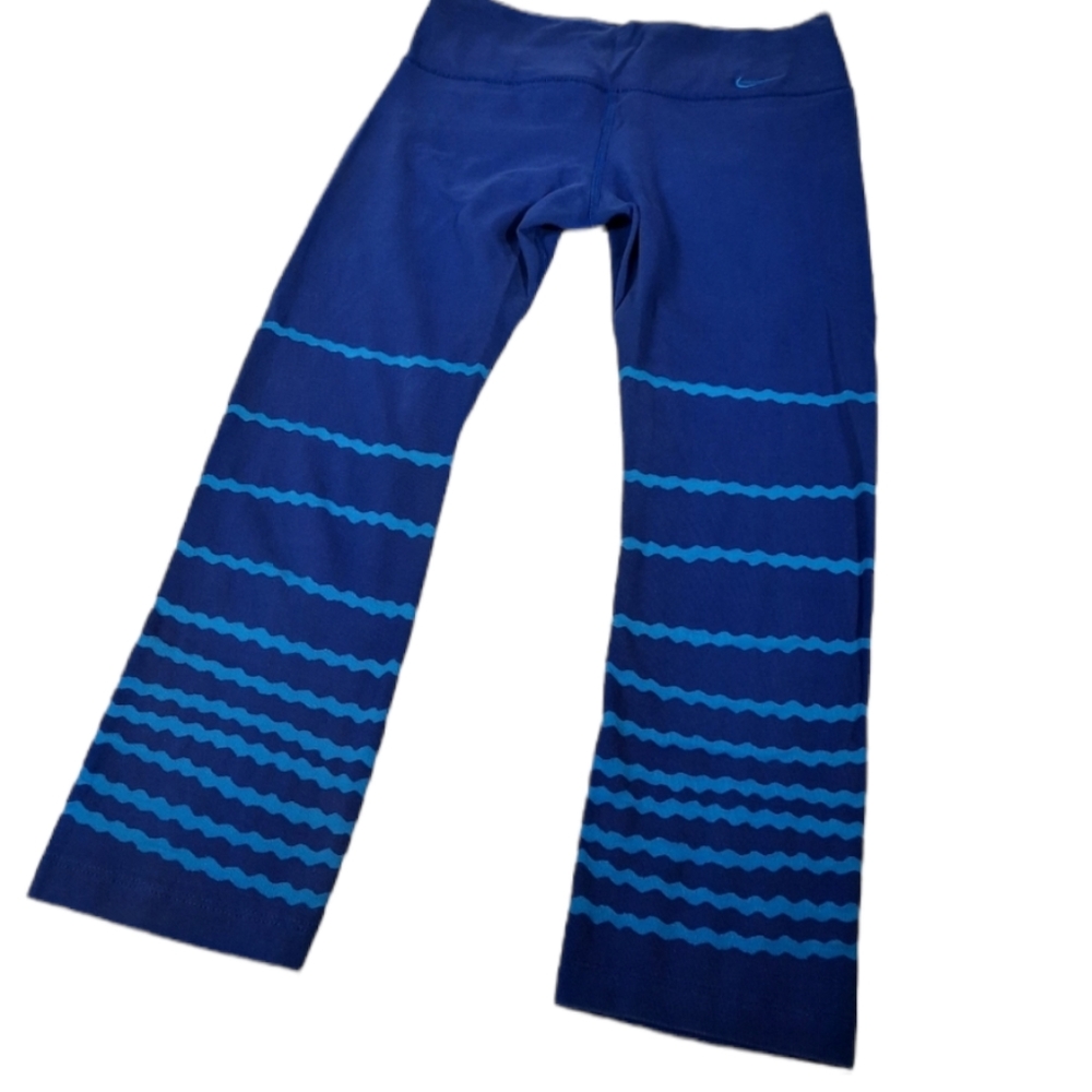 Nike Dri-Fit Legend Tight Fit Training Capri Blue SZ S